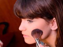 Make Up Cosmo Beauty School 225