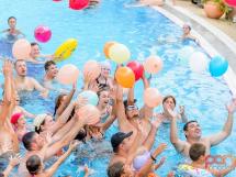 Surprise Spuma Party 100