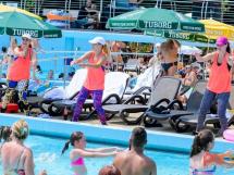 Surprise Spuma Party 30