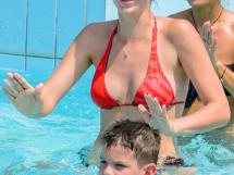 Surprise Spuma Party 42