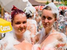 Surprise Spuma Party 83