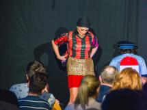 Spectacol De Teatru In Urban 23