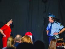 Spectacol De Teatru In Urban 54