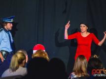 Spectacol De Teatru In Urban 56