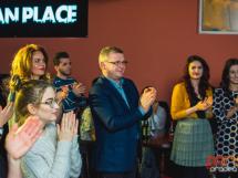 Spectacol De Teatru In Urban 72